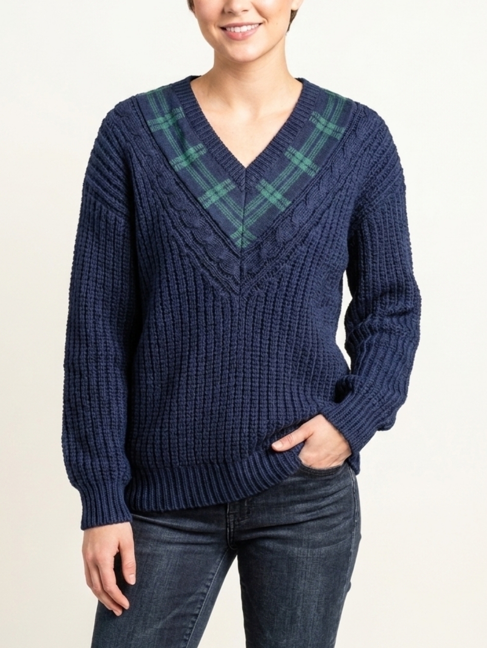Erika Classics Tartan Plaid Navy Blue Ribbed Fisherman V-Neck Sweater - Medium